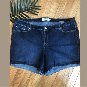 Torrid Dark Denim Shorts D4